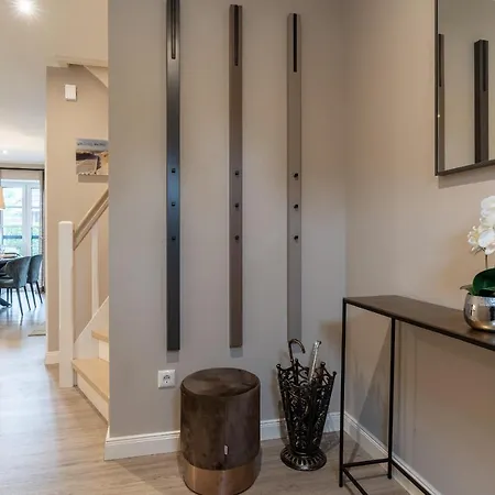 Дом отдыха Summer Diek Reetdachhaus Summerdiek 10